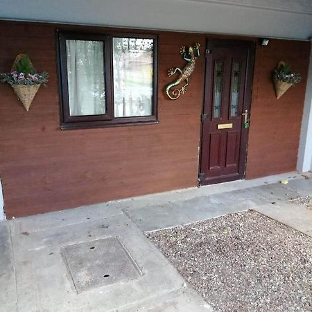 Bed and Breakfast The Old Cart Shed Lenwade Exterior foto